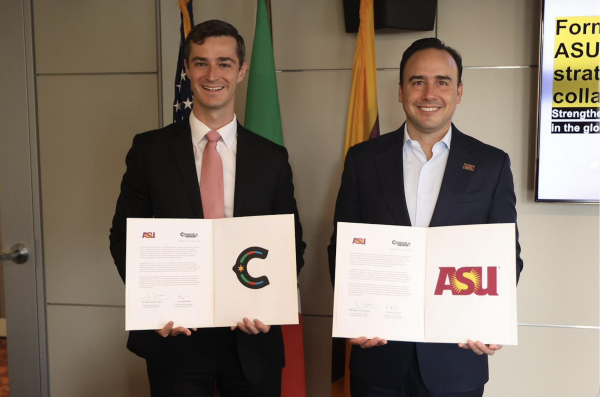 Firmamos en Washington D.C. acuerdo histórico en materia de semiconductores: Manolo